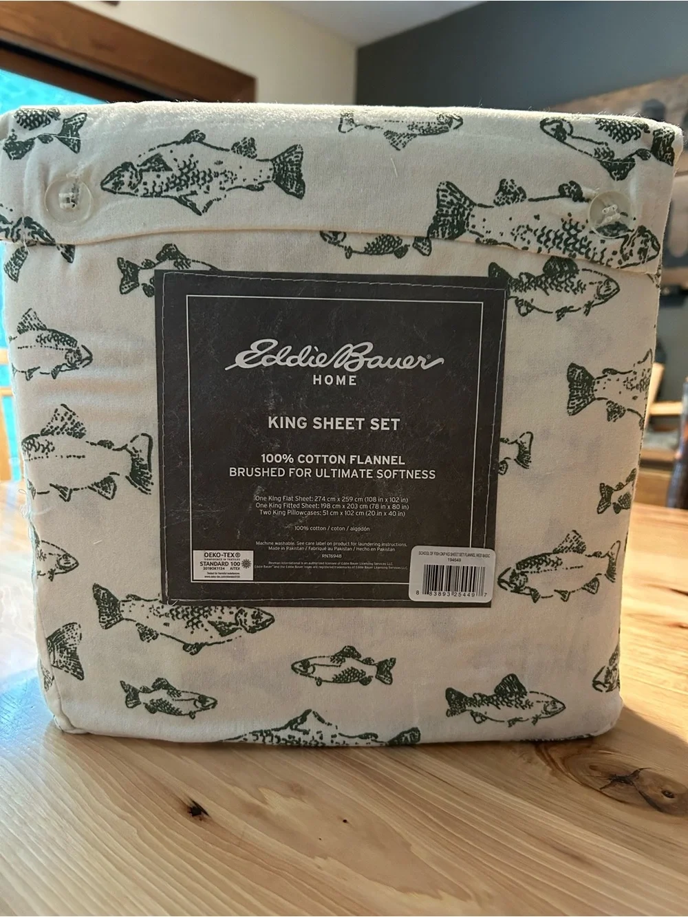 NWT Eddie Bauer Home King Flannel Sheet Set - Cream with Green Fish Print